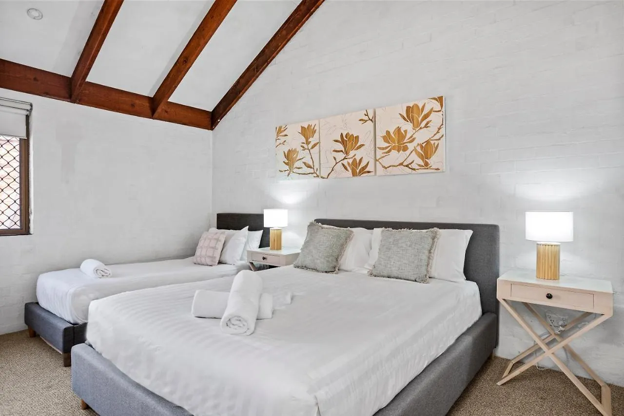 Hotel apartamentowy The Terraces Main Beach Byron Bay